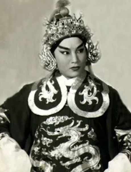 陈少春