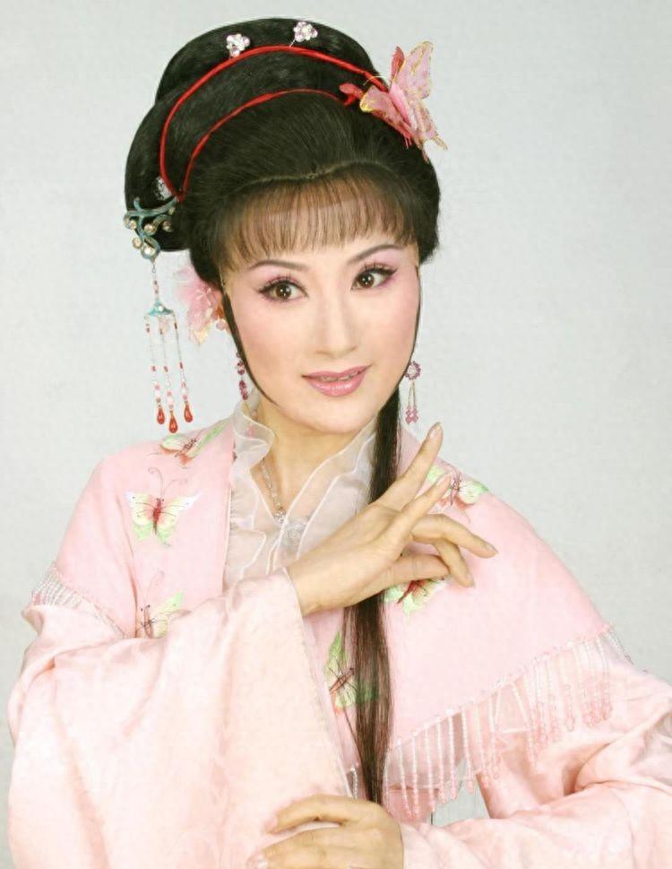 陈飞