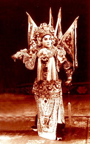 何贤芬