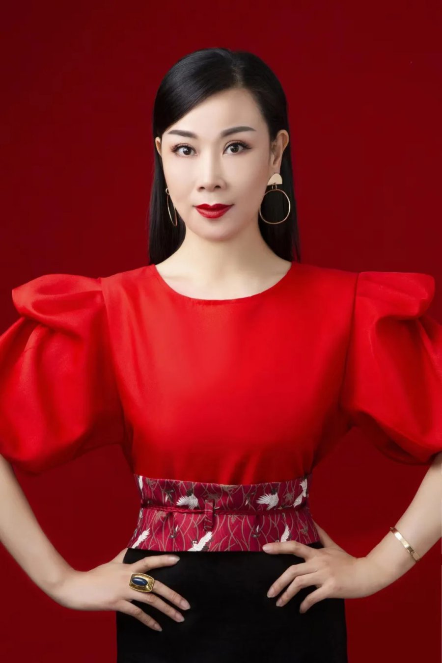 张小君